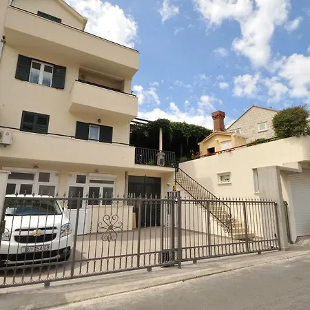 דירה Apartman 2