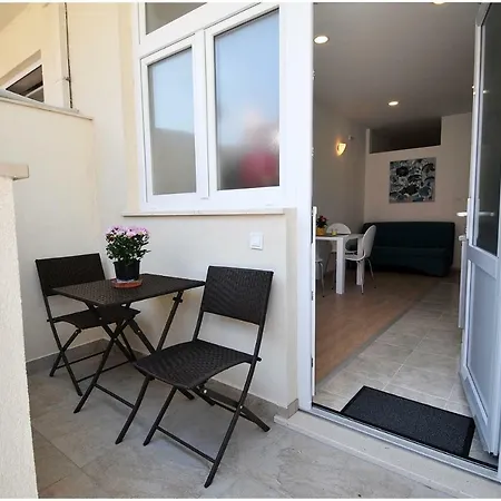 Apartman 2 Διαμέρισμα